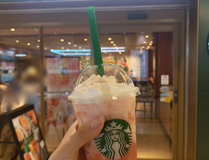 【８月】スタバ新作はピーチのフラペチーノ！スタバ通が教える最強カスタムも伝授