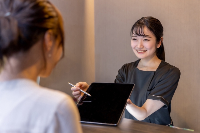 美容事務の転職市場を徹底解説！	未経験でも採用される方法とは？