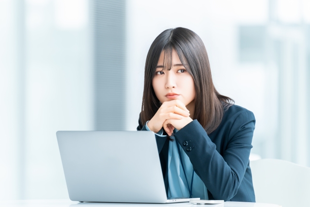 中途採用者が一年で退職する理由と対策を徹底解説
